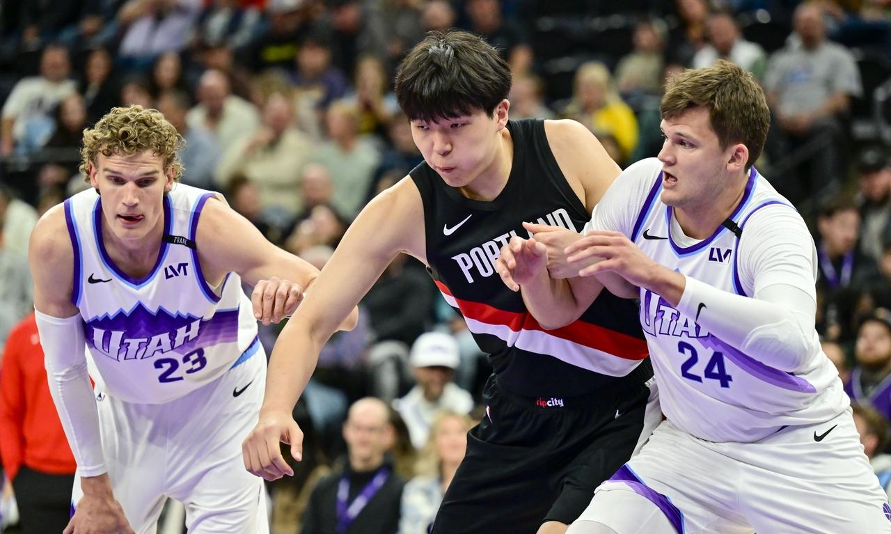 爱游戏APP-包含里程碑夜武汉三镇伤情更新，NBA常规赛关键时刻刷纪录，底气十足，团队化学反应显著的词条